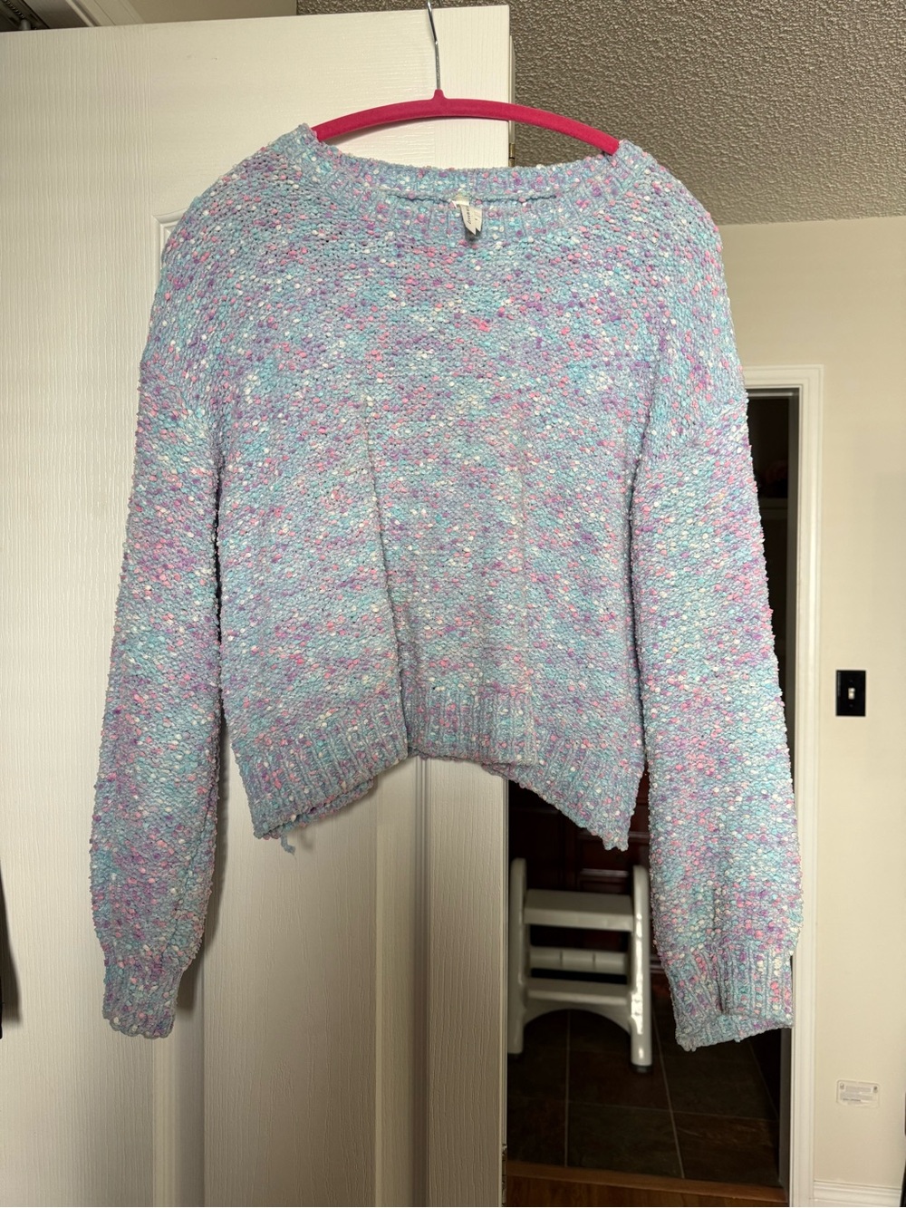 Dreamers Pastel Speckled Cropped Crewneck Sweater - Light Blue & Pink